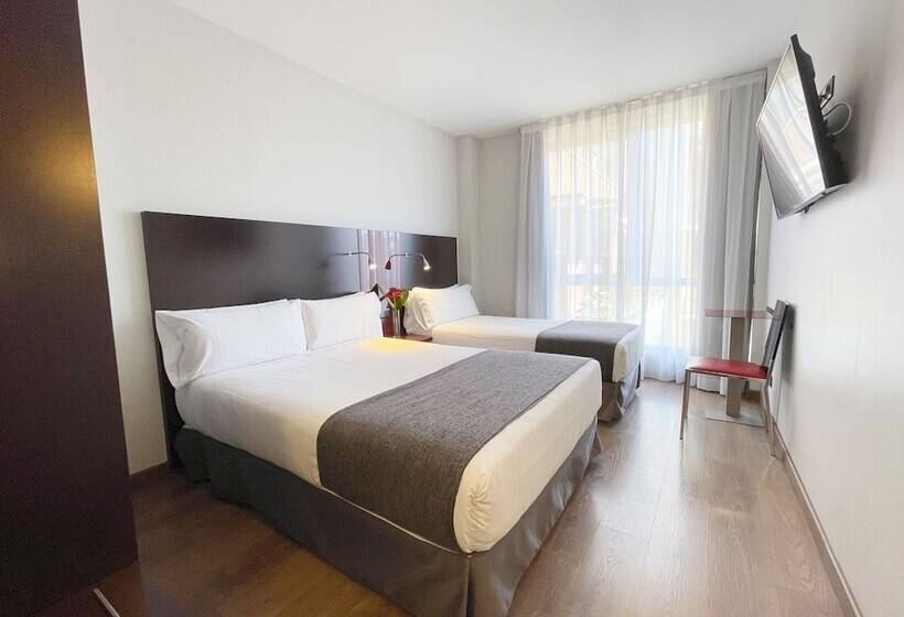 Номер Стандарт Трехместный, Sm Hotel Sant Antoni
