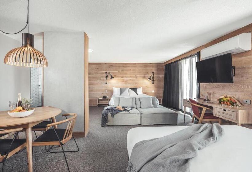 Люкс, The Island Gold Coast