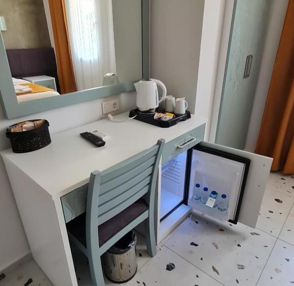 デラックスファミリールーム, Tonoz Beach