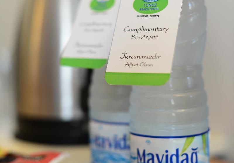 スタンダードルーム, Tonoz Beach