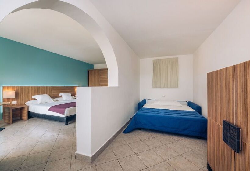 اتاق خانوادگی با چشم‌انداز دریا, VOI Praia de Chaves Resort