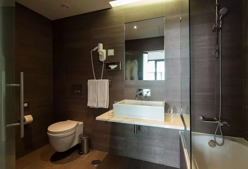 سوئیت با چشم‌انداز, Monchique Resort & Spa