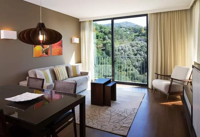 سوئیت با چشم‌انداز, Monchique Resort & Spa
