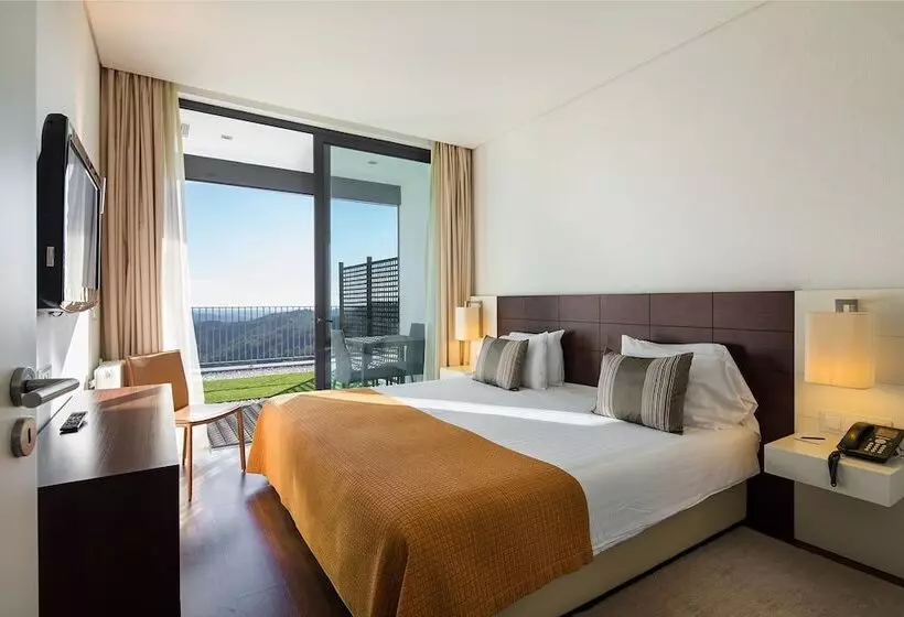 سوئیت با چشم‌انداز, Monchique Resort & Spa