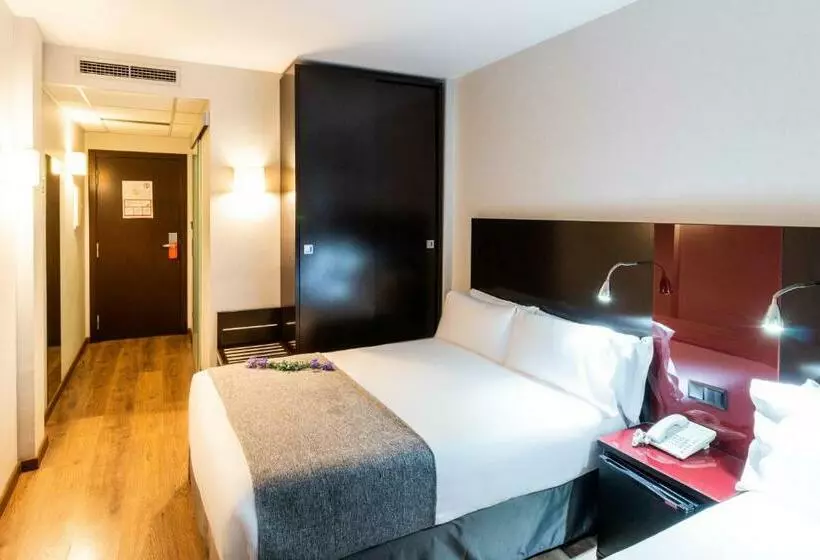 اتاق استاندارد سه نفره, Sm Hotel Sant Antoni