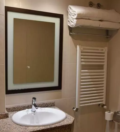 Economy Quadruple Room, Sno Edelweiss
