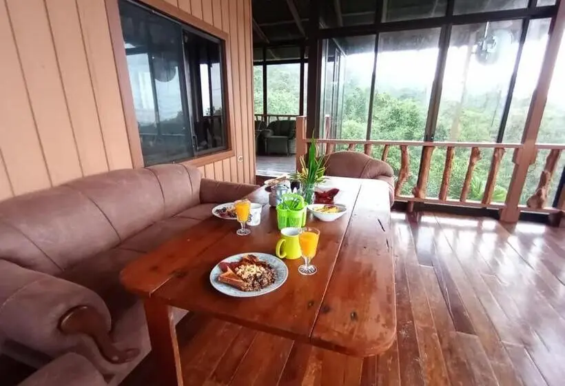 バルコニー付きスタンダードルーム, Birds & Breakfast Costa Rica