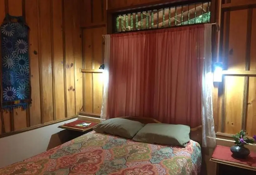 ３ベッドルームハウス, Birds & Breakfast Costa Rica