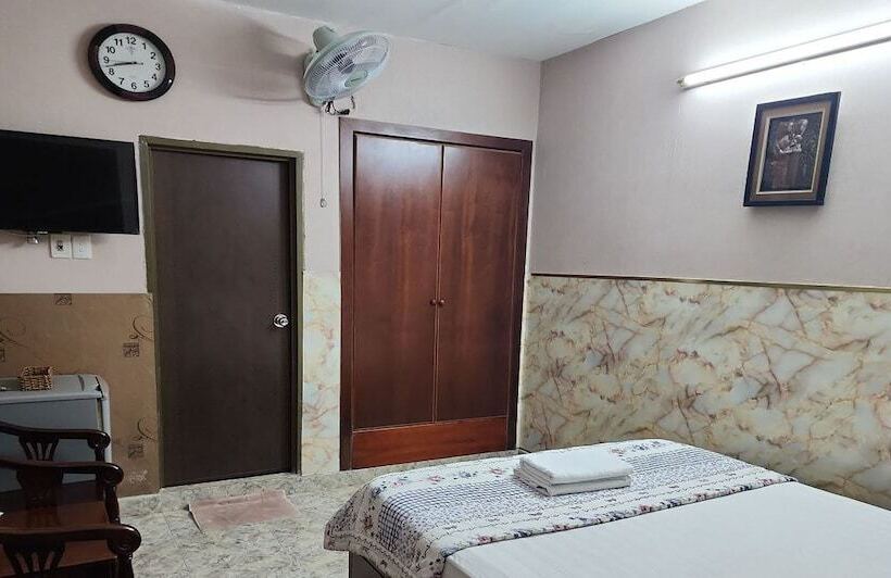 اتاق استاندارد, Bau Cat