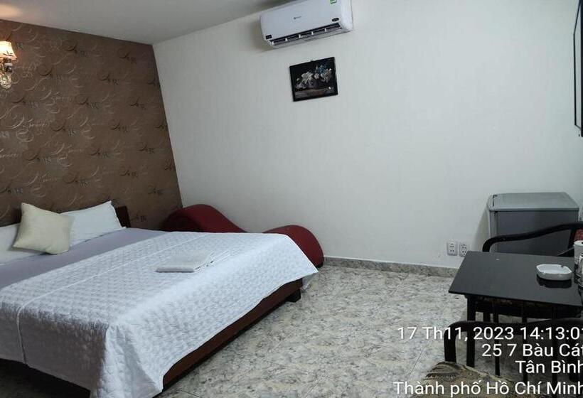 اتاق استاندارد, Bau Cat