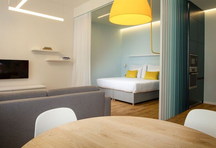 استودیوی لوکس, Orea Place Seno