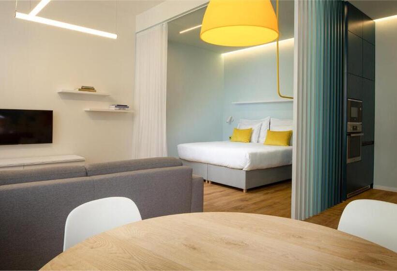 استودیوی لوکس, Orea Place Seno