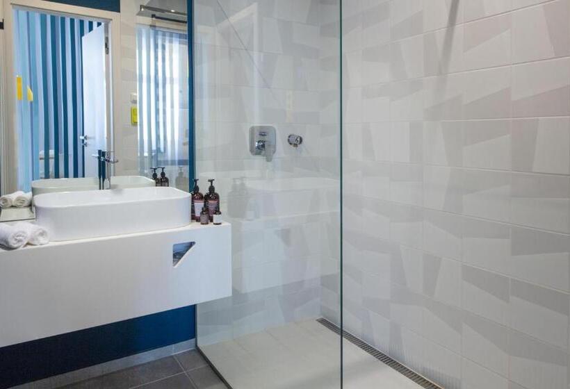 اتاق استاندارد, Orea Place Seno