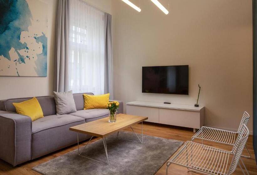 اتاق استاندارد, Orea Place Seno