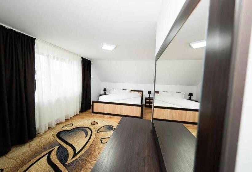 سوییت خانوادگی, Casa Câmpulungeană