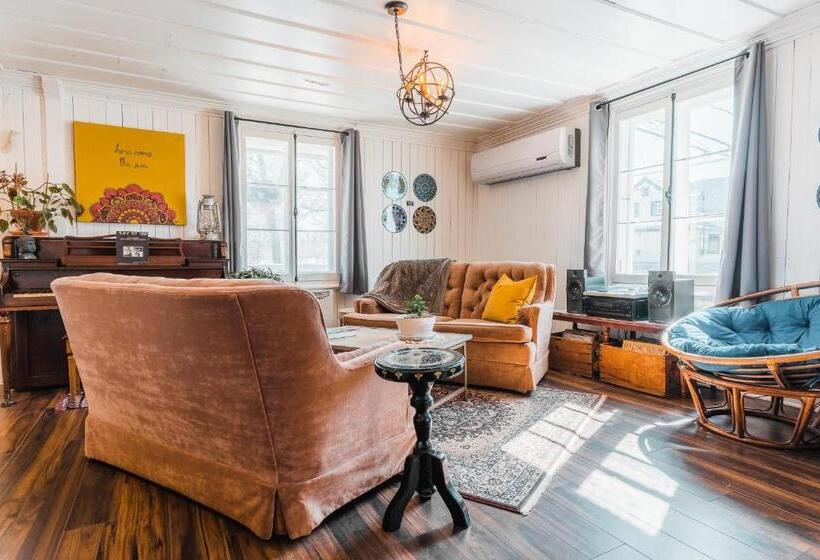 Дом 4 Спальни, Auberge De L'ouest