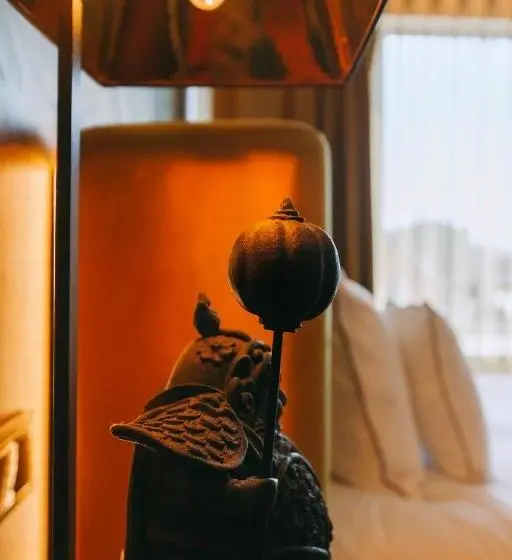 اتاق استاندارد با تخت بزرگ, The Felix 10