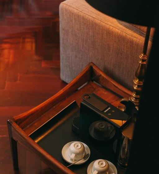 اتاق سوپریور, The Felix 10