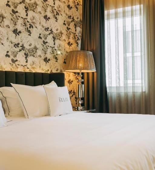 اتاق خانوادگی, The Felix 10