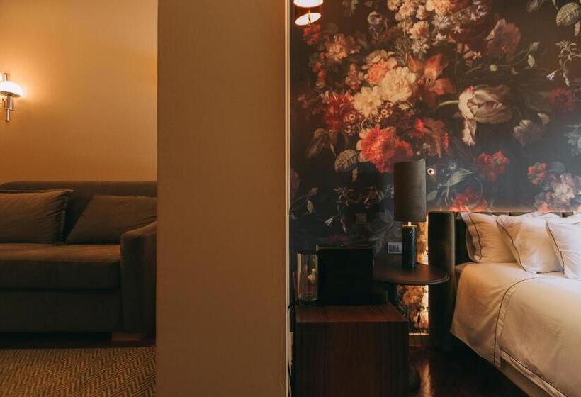 اتاق سوپریور با تخت بزرگ, The Felix 10