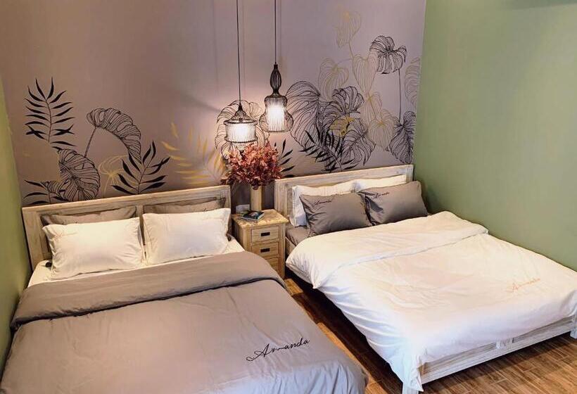 اتاق استاندارد چهارنفره با بالکن, 09 Homestay