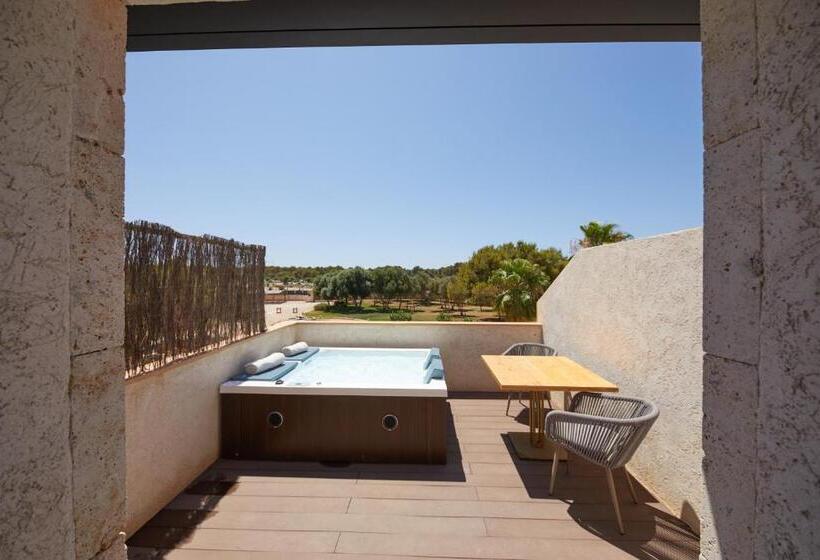 高级房间带漩涡浴缸, Cantó De Marina Adults Only