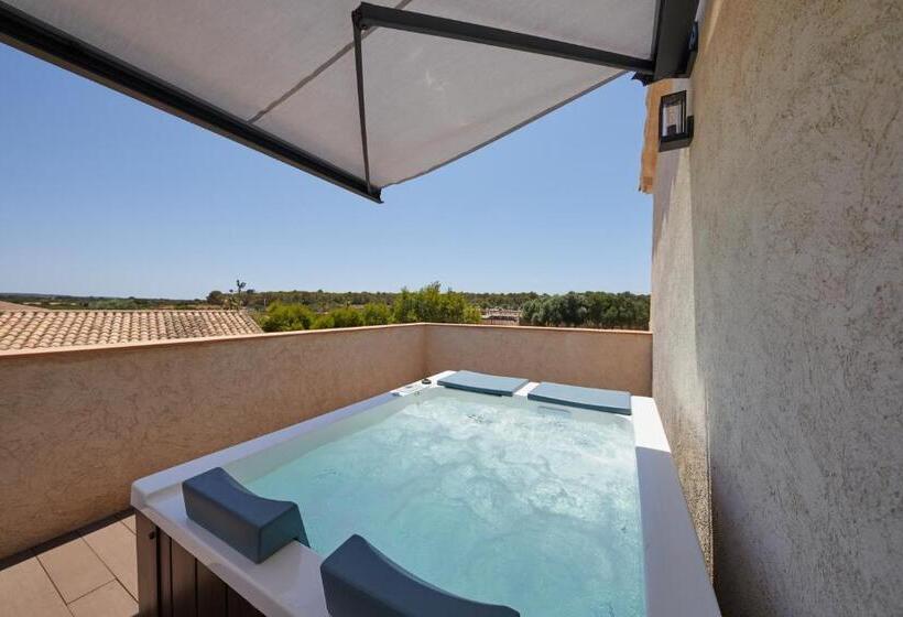 带按摩功能的小型套房, Cantó De Marina Adults Only