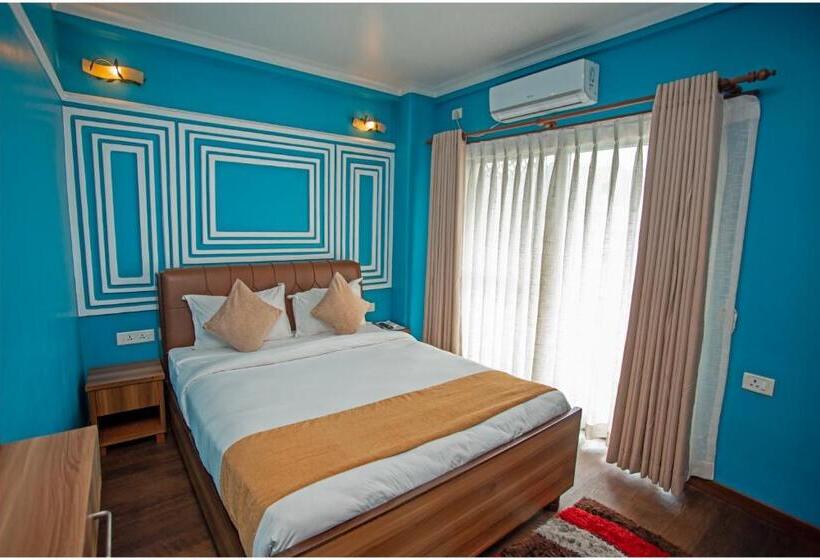 اتاق استاندارد با چشم‌انداز دریاچه, Chautari Boutique