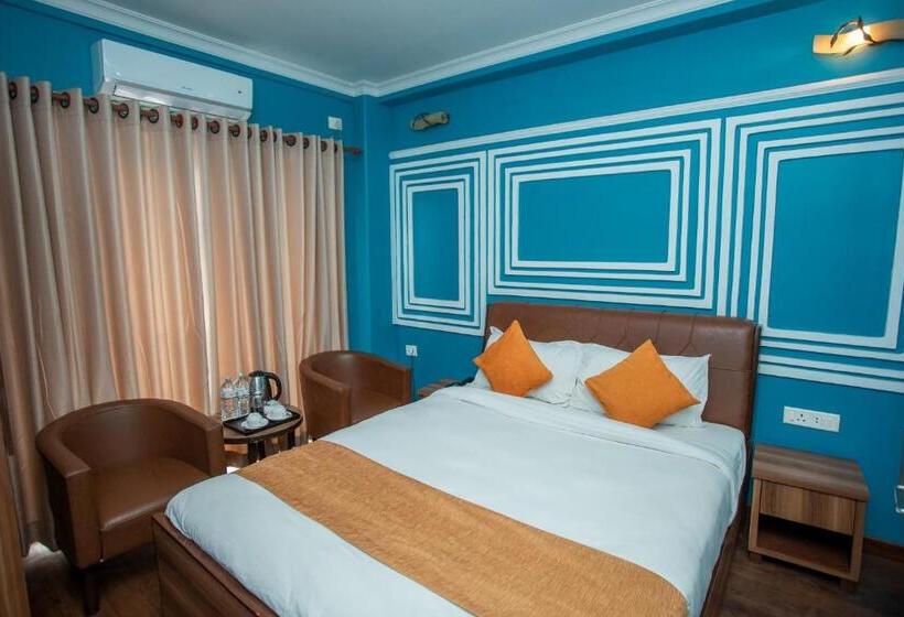 اتاق استاندارد با چشم‌انداز دریاچه, Chautari Boutique