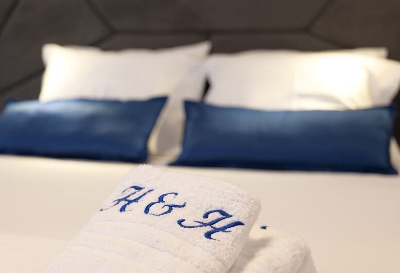 バルコニー付きスタンダードルーム, Hilltop Heaven