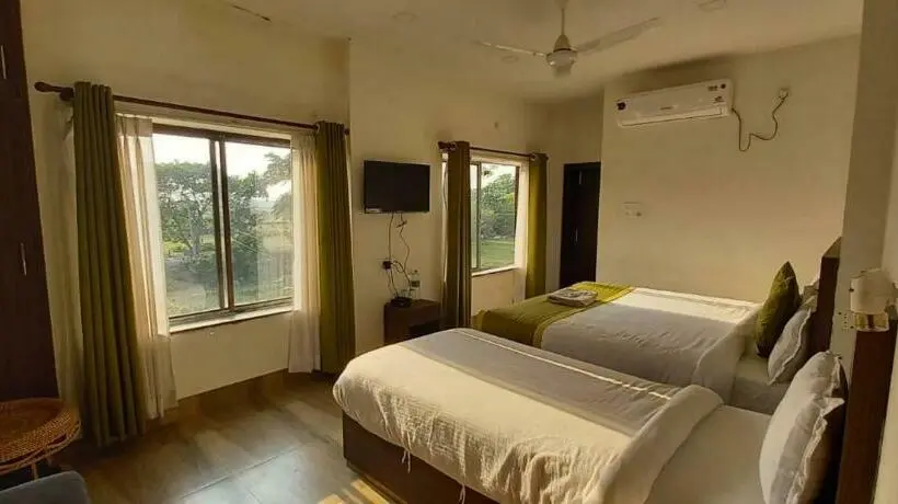 エクゼクティブトリプル, Shivaji Inn Kaziranga