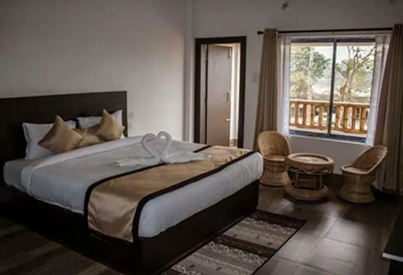 バルコニー付きデラックスルーム, Shivaji Inn Kaziranga