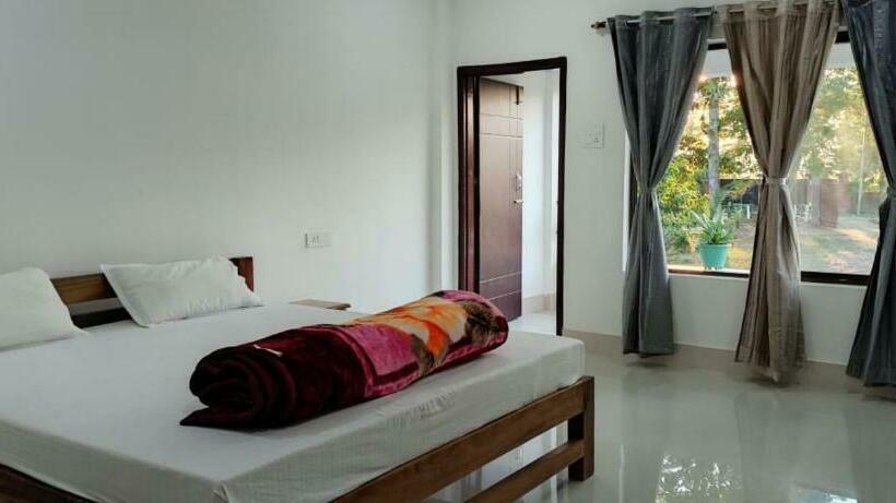غرفة ديلوكس, Shivaji Inn Kaziranga