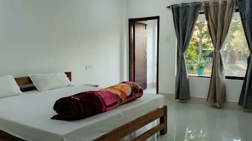 デラックスルーム, Shivaji Inn Kaziranga