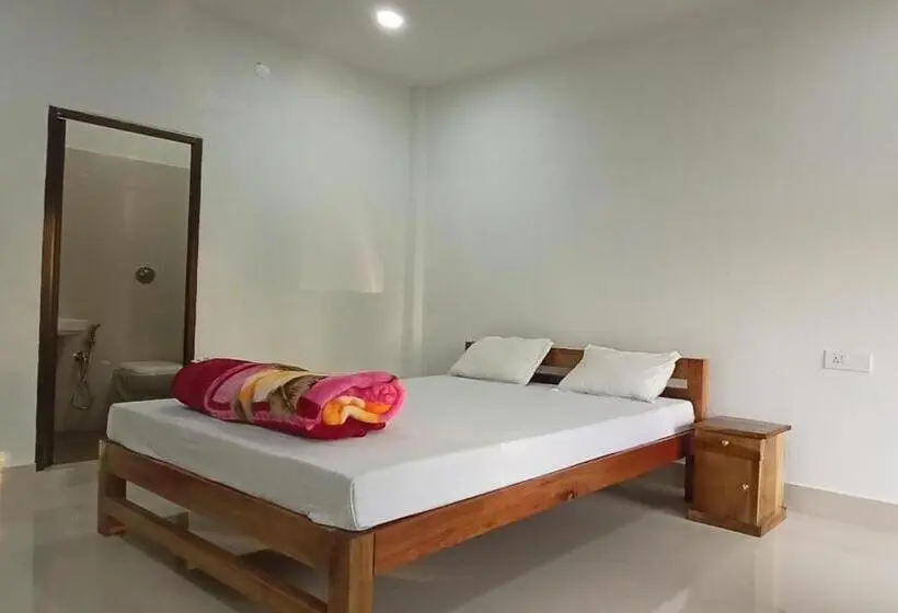 デラックスルーム, Shivaji Inn Kaziranga
