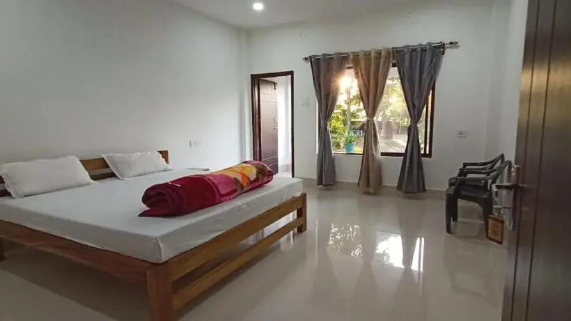 デラックスルーム, Shivaji Inn Kaziranga