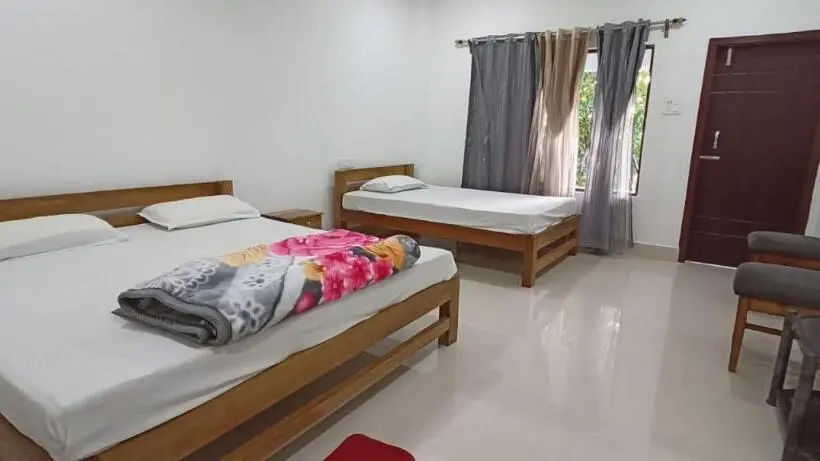 スタンダードトリプルルーム, Shivaji Inn Kaziranga