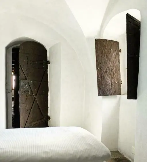 Habitación Estàndard Individual, Weiss Kreuz