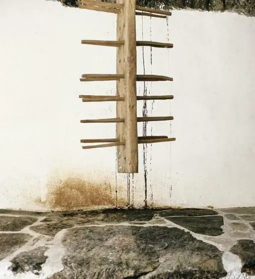 Habitació Superior, Weiss Kreuz
