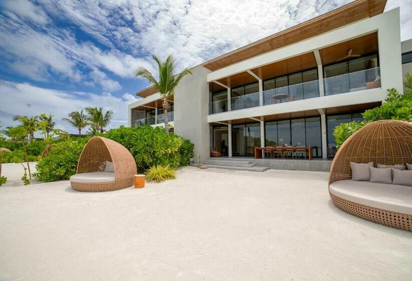 ویلای 4 خوابه, Kuda Villingili Maldives