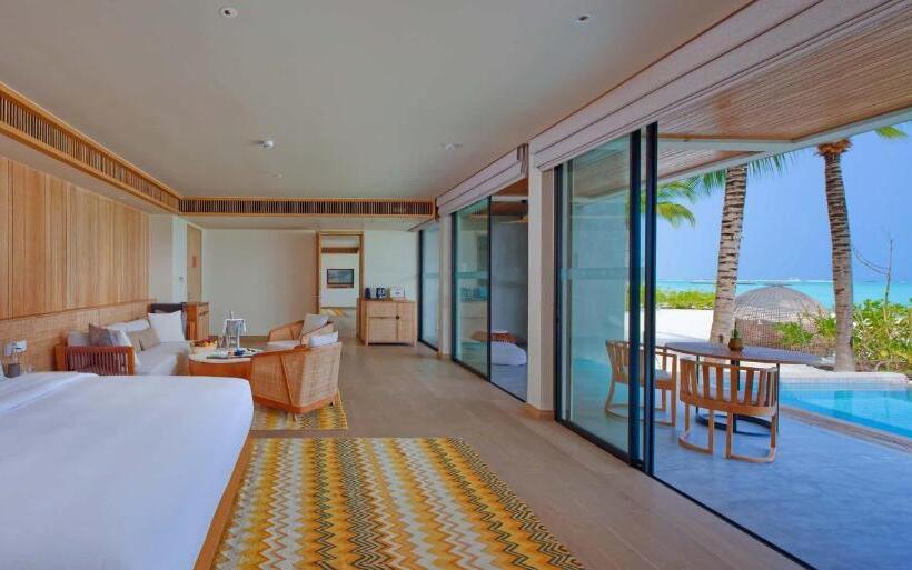 ویلای 4 خوابه, Kuda Villingili Maldives