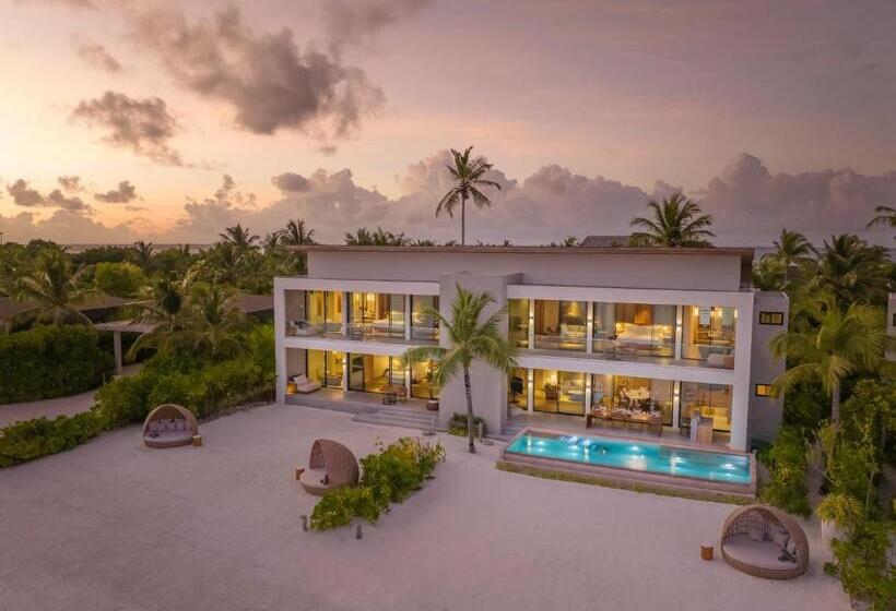 ویلای 4 خوابه, Kuda Villingili Maldives