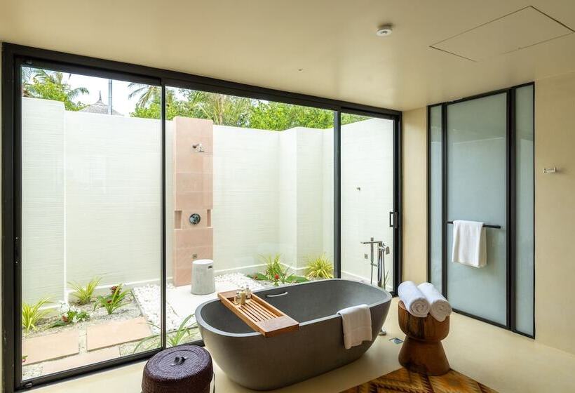 ویلای یک اتاق خوابه با استخر شنا, Kuda Villingili Maldives