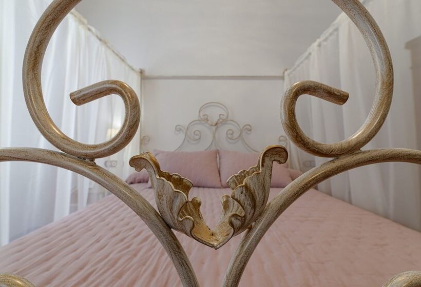 Номер Deluxe, Seranova Luxury Hotel   Adults Only