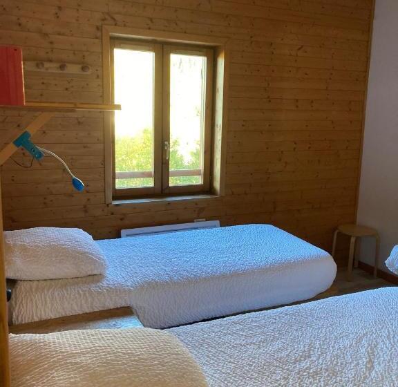 Номер Стандарт, Auberge De Jeunesse Hi La Clusaz