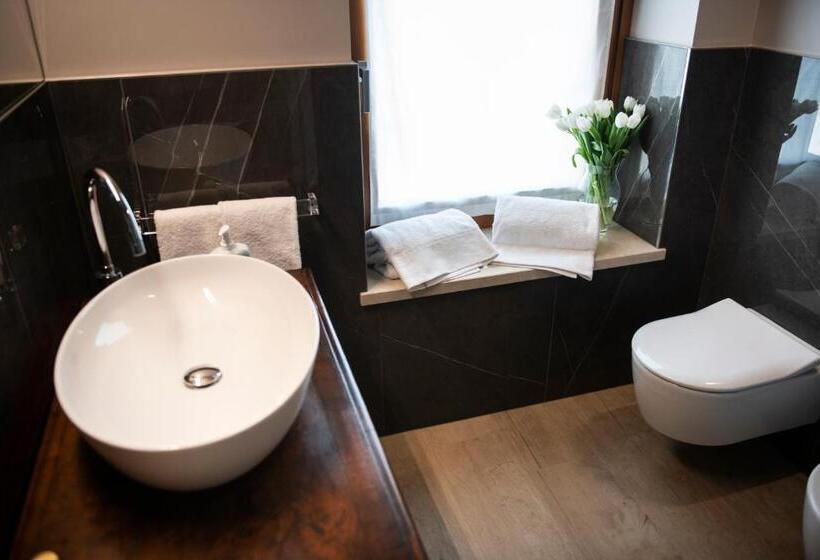 סוויטה דלוקס, Magari Estates Boutique