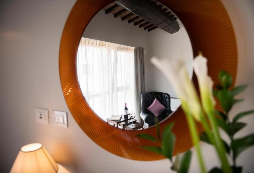 סוויטה עם טרסה, Magari Estates Boutique