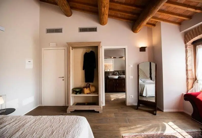 スイート, Magari Estates Boutique
