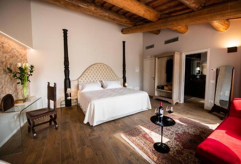 סוויטה, Magari Estates Boutique