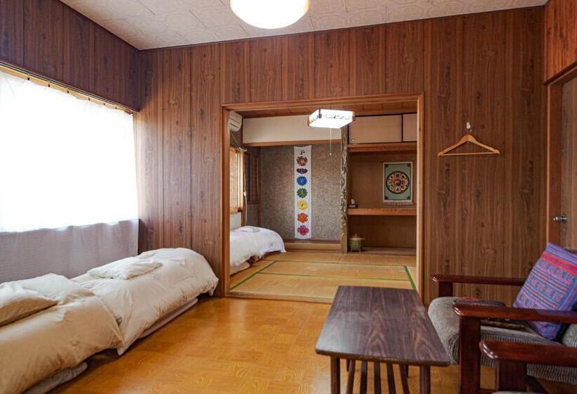 Семейный Номер Совместный Санузел, ゲストハウス メグルヤ 中山道柏原宿